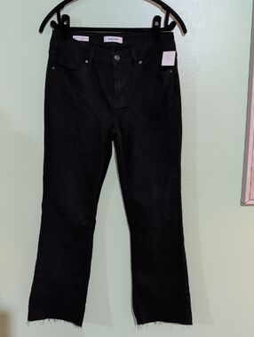 NWT Vigoss Marley Black Straight-Leg Crop Boot Cut Jeans with Raw Hem